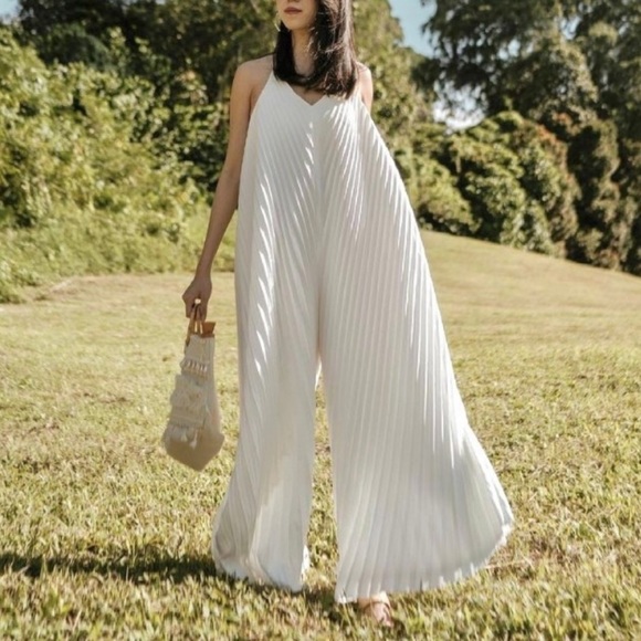 Claude Jumpsuit - Picture 8 of 12